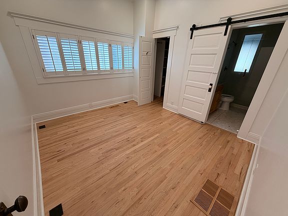 5th image of 831 E 6th Ave