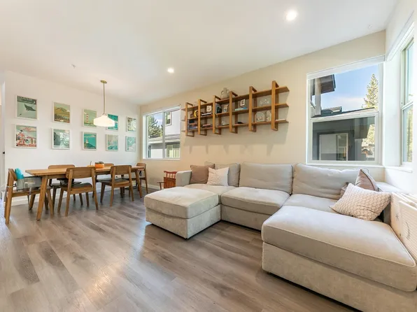 9777 Ellington Dr, Truckee, CA 96161