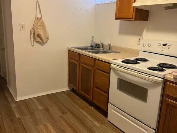 15 Crown Ter #Basement, Albany, NY 12209