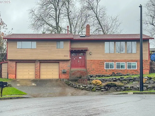 4111 NE 3rd St, Gresham, OR 97030