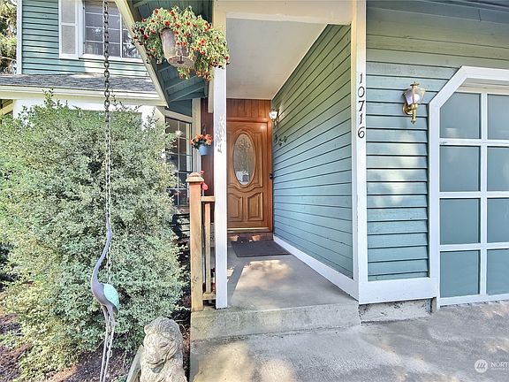 5th image of 10716 210th Avenue Ct E