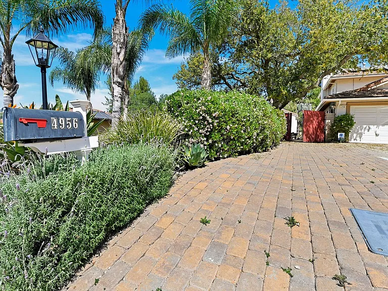 4956A Vejar Dr — Photo 35