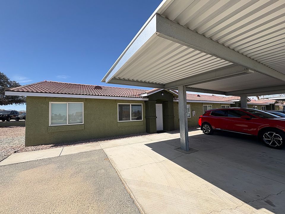 1st image of 73538 Sun Valley Dr APT 3