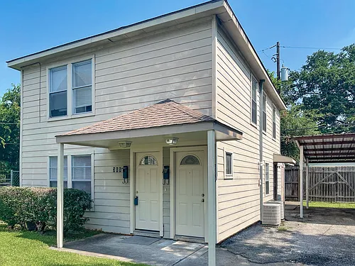 309 W 21st 1/2 St #UPPER Photo 1