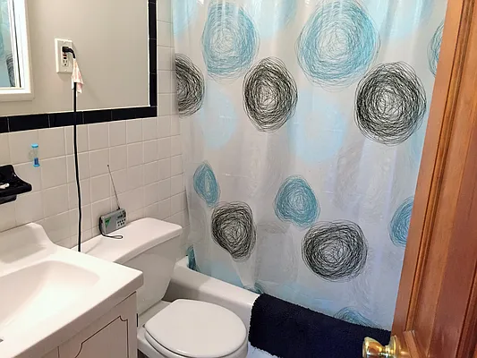 Rented by Joe Gotham LTD | media 34