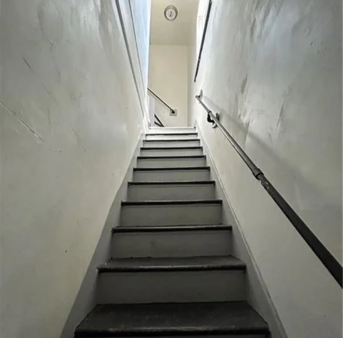 2 bed, 800 sqft, $800 — Photo 3