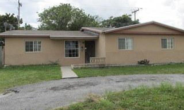 1st image of 1130 NW 200th St