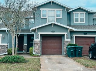 2376 Red Moon Dr, Jacksonville, FL 32216