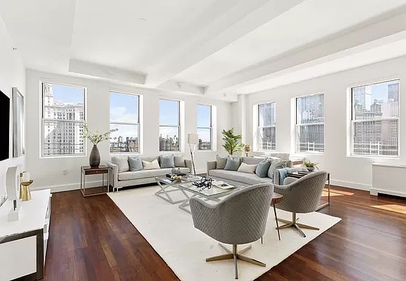 3rd image of 270 Broadway APT 18A