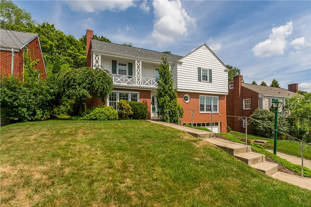 1413 Terrace Dr photo 1