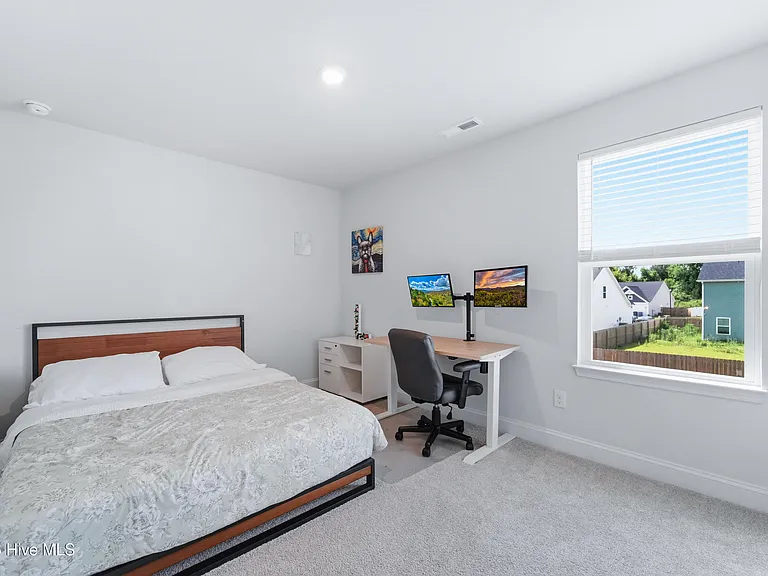 104 Harvest Bluff Ln — Photo 21