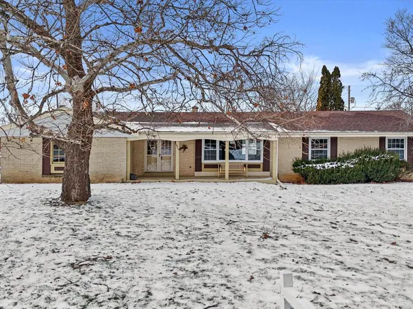 4335 North 145th STREET, Brookfield, WI 53005