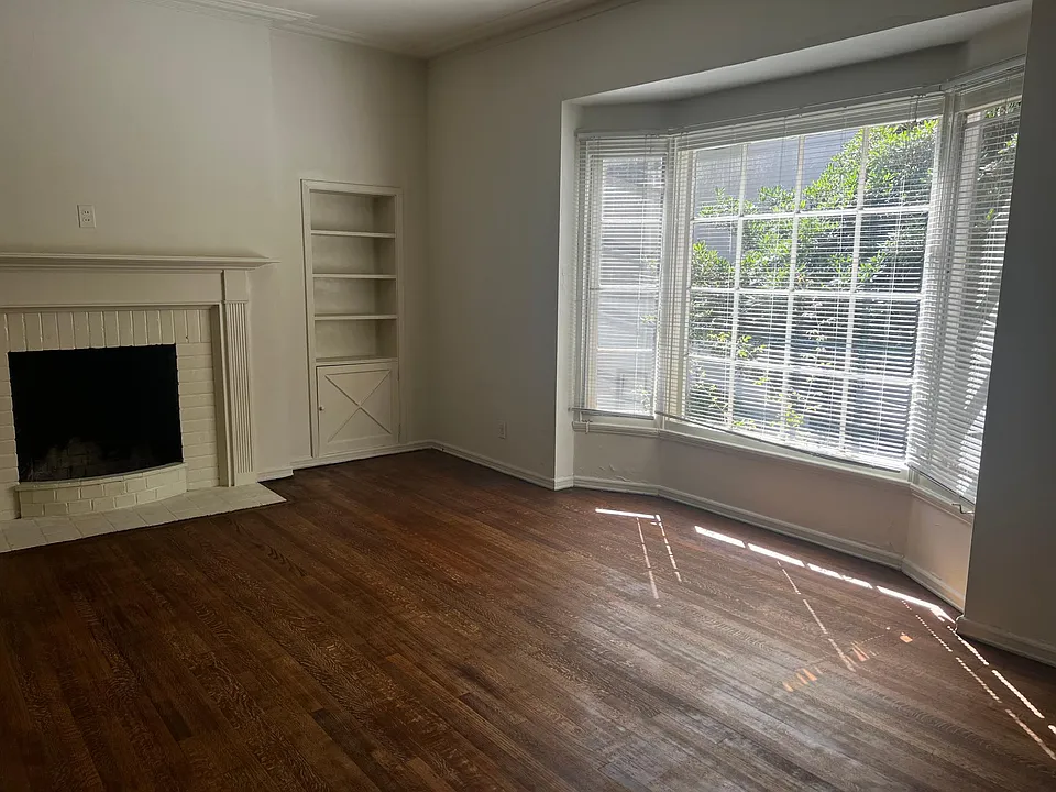 925 Gayley Ave #5