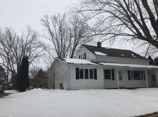 206 N West St, Loyal, WI 54446
