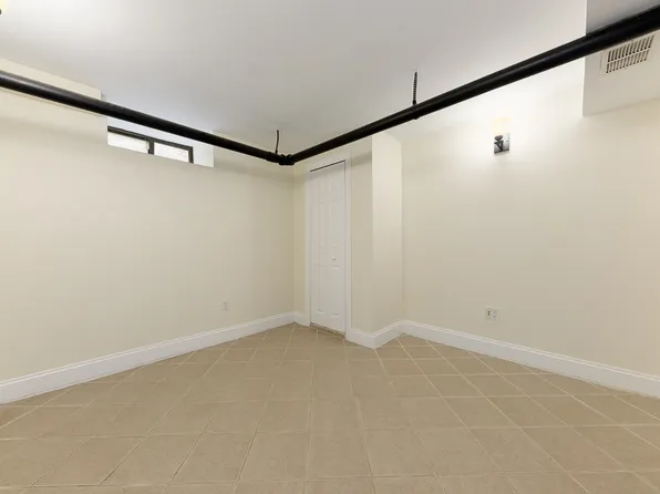 301 Cumberland Street image 7 of 9