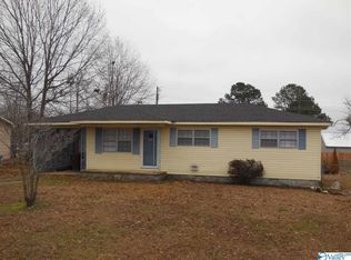 752 Morris St SW, Hartselle, AL 35640