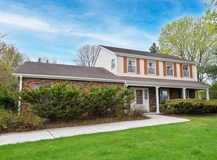 N79W22315 Bramble Dr, Lisbon, WI 53089