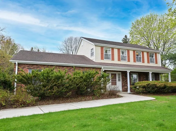 N79W22315 Bramble DRIVE, Lisbon, WI 53089