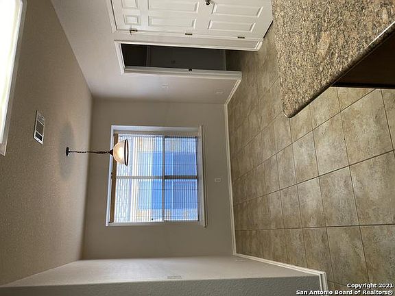 3rd image of 418 Sorenstam Way