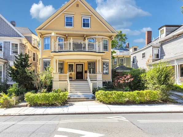 33 Boylston St #1, Jamaica Plain, MA 02130