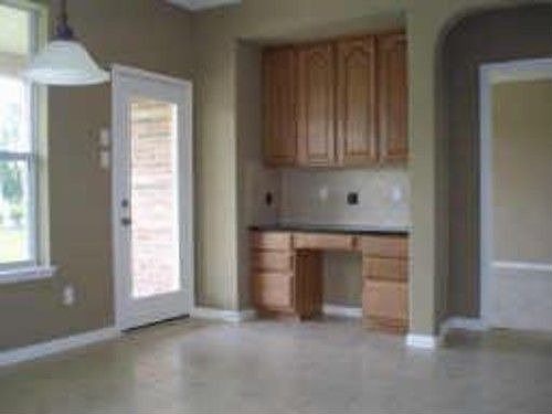 5th image of 2606 Sugarbush