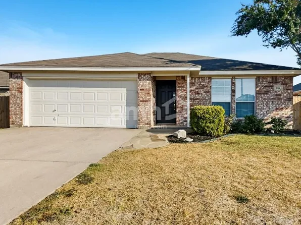 936 Crowder Dr, Crowley, TX 76036