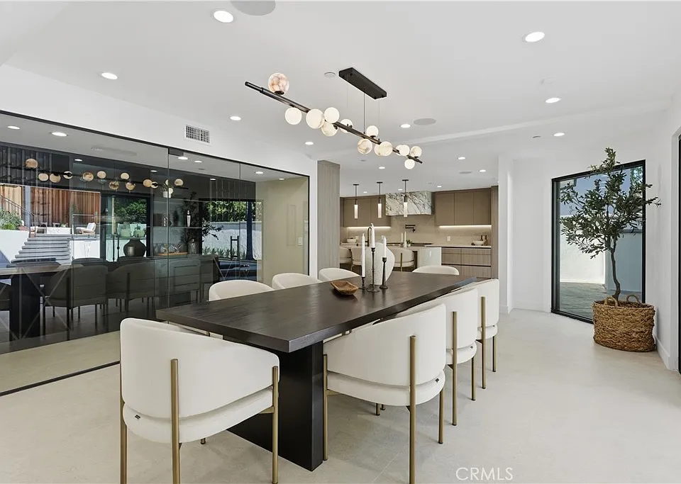 2638 Zorada Dr