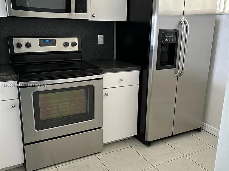112 Lake Emerald Dr #207 — Photo 8