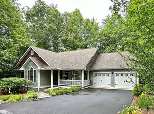 41 Stonecreek Xing, Sapphire, NC 28774