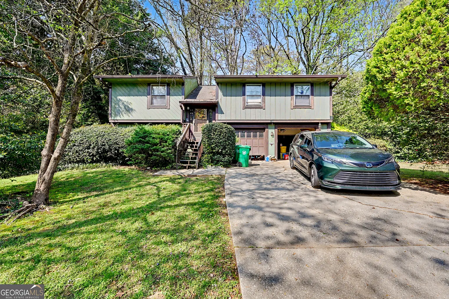 1156 Alpine Hills Dr photo 1