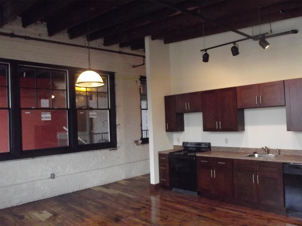 1st image of 125 Inman St E APT 201-T