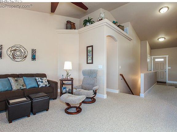 5th image of 261 Saratoga Dr