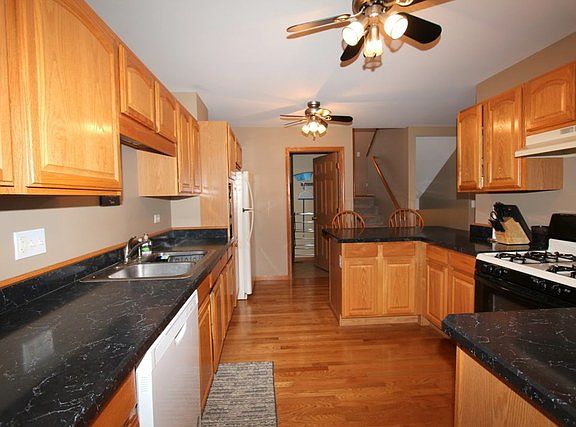 3rd image of 5838 Fieldstone Trl #5838