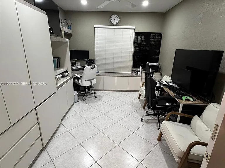 10390 Utopia Cir E — Photo 11