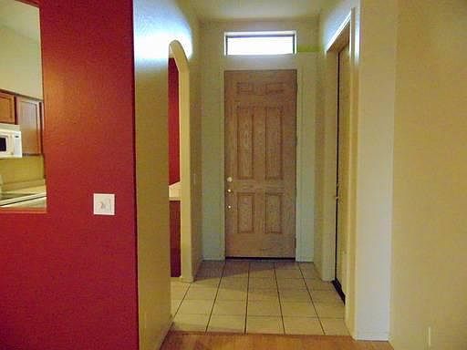 1st image of 1627 Colina Dr