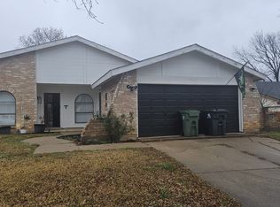3703 Fort Hunt Dr, Arlington, TX 76016