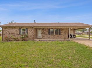 400 Dedra Dr, Walnut Ridge, AR 72476