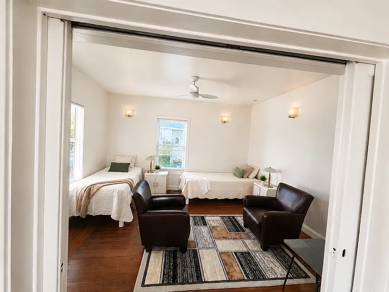 27 Rose St SW #1 — Photo 3