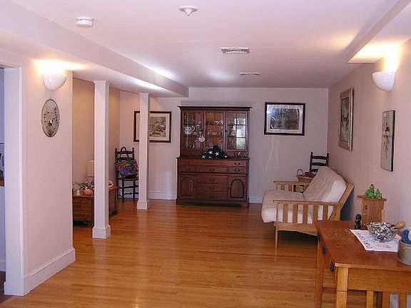 5th image of 46 Gunning Point Avenue #4