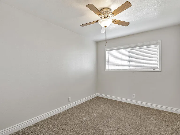 31 Foster St #4 — Photo 13