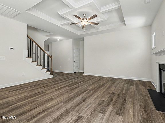 5th image of 213 Yardley Drive