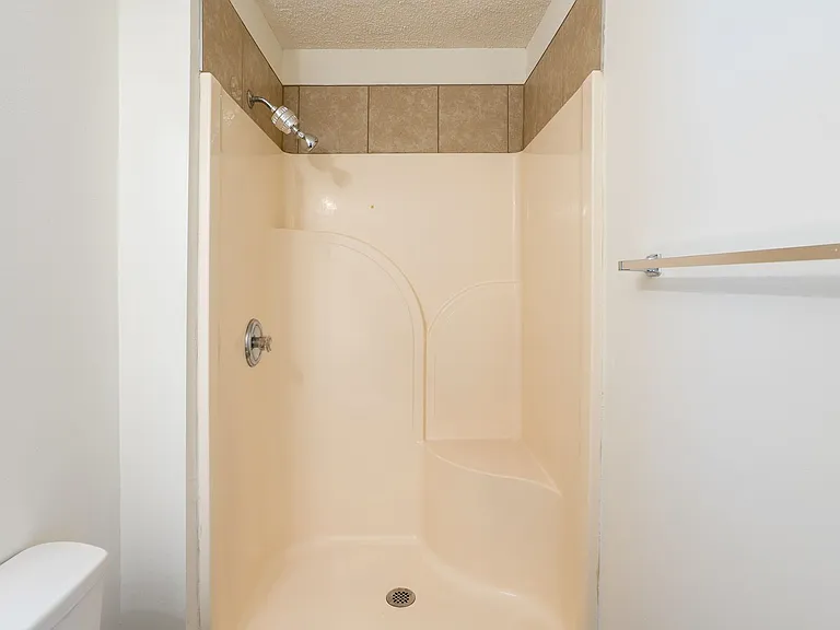 4401-4403 Cheryl Ct. — Photo 34