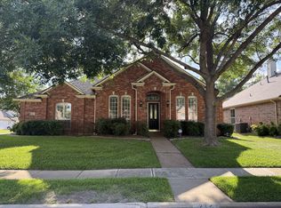 212 Longview Ct, Keller, TX 76248