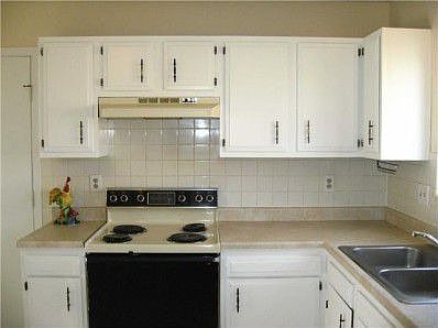 4th image of 1722 Laramie Dr