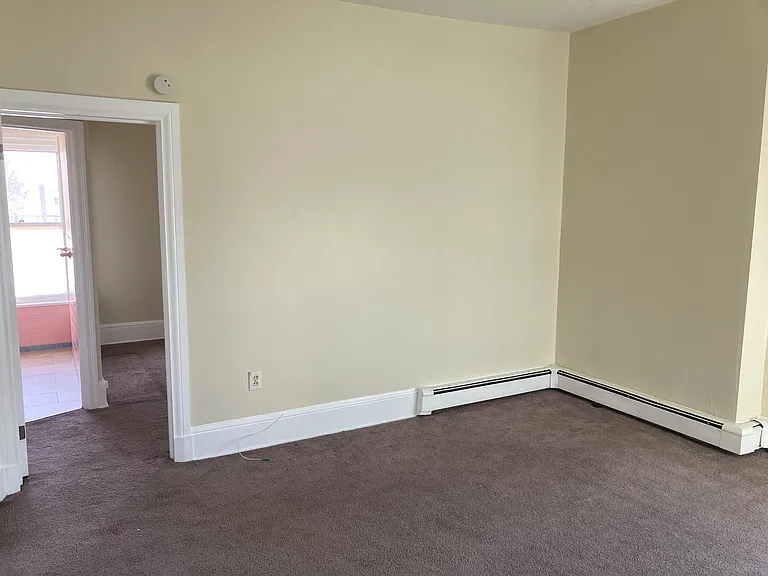 1349 Dekalb St #3 — Photo 12
