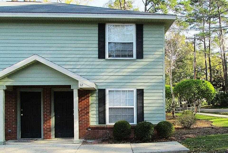 1st image of 226 Columbia Dr APT 5