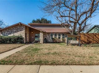 3313 Whippoorwill Ln, Irving, TX 75062