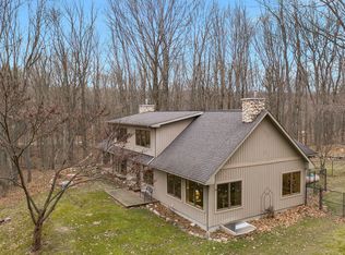 57437 Stoldt Rd, Three Rivers, MI 49093