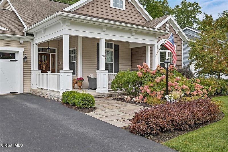 2nd image of 38 Admirals Way