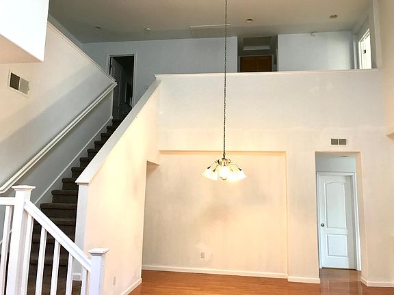 2nd image of 2546 Huber Dr